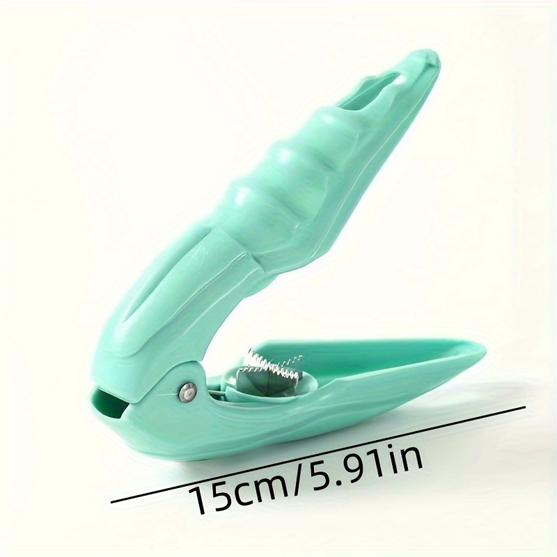 Green chestnut opening tool